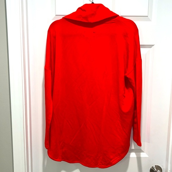 Lou & Grey LOFT Signaturesoft Cowl Neck LIKE NEW CHERRY RED Tunic Top L - Picture 8 of 8
